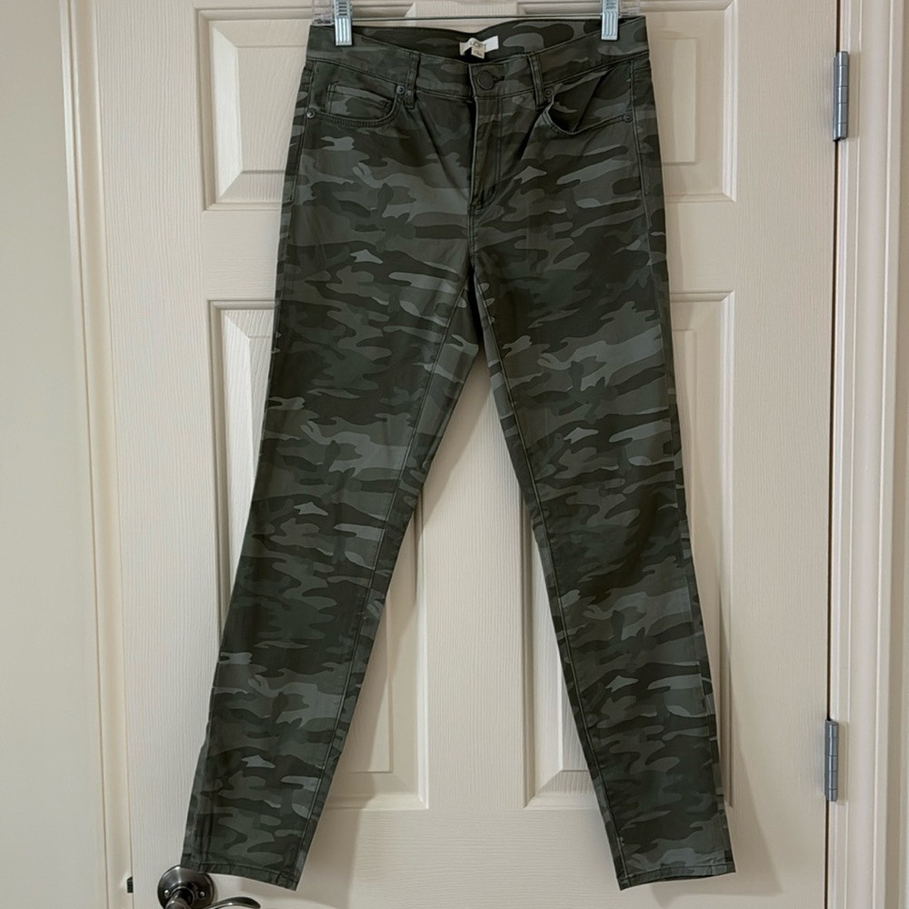 Loft camo pants. Size 2.